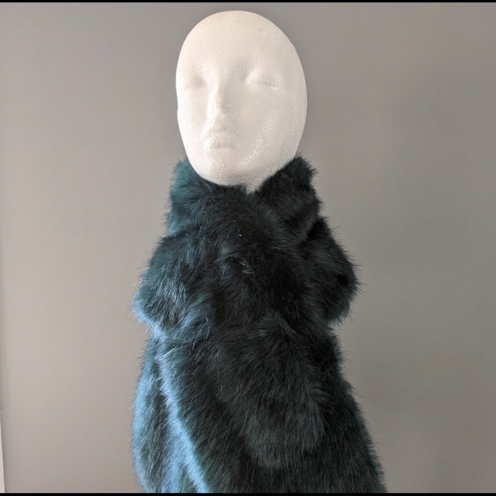 Faux Fur Scarf 🧣blue&green color - Picture 4 of 6